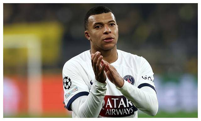 姆巴佩在曼联比赛中刷新纪录，晋级下一阶段引发热议！的简单介绍