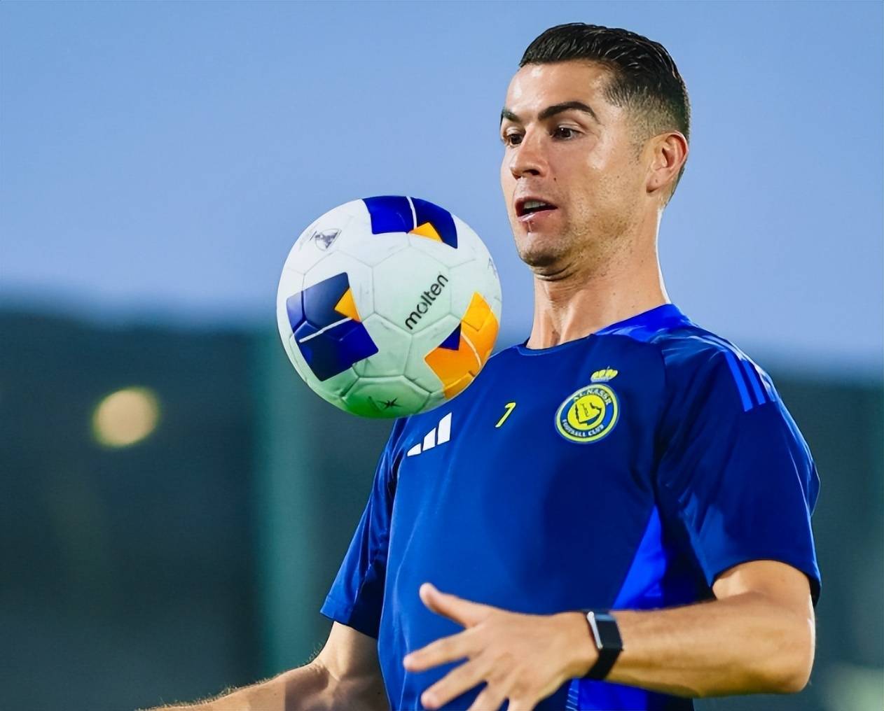 开云体育-巴特勒焦点对战，C罗与50激战利物浦分钟，表现优异胜负难料！热度持续攀升-开云体育